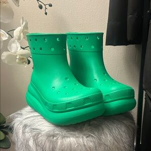 CROCS Vibrant Green Kids Boots